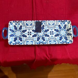 NWT BLUE AND WHITE MELAMINE SERVING TRAY